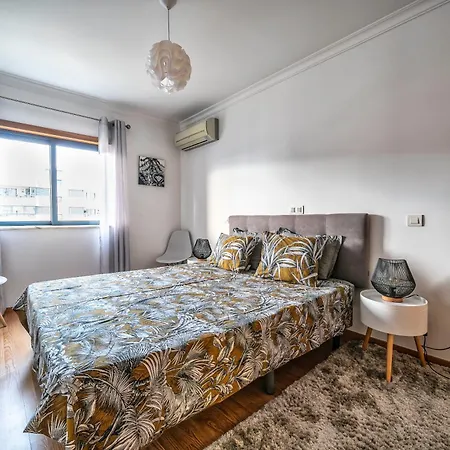 At15 Cosmopolitan 3 Bedroom, 2 Bathroom In *