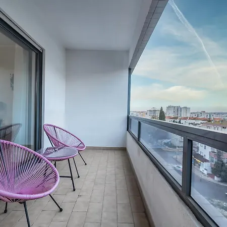 公寓 At15 Cosmopolitan 3 Bedroom, 2 Bathroom In *